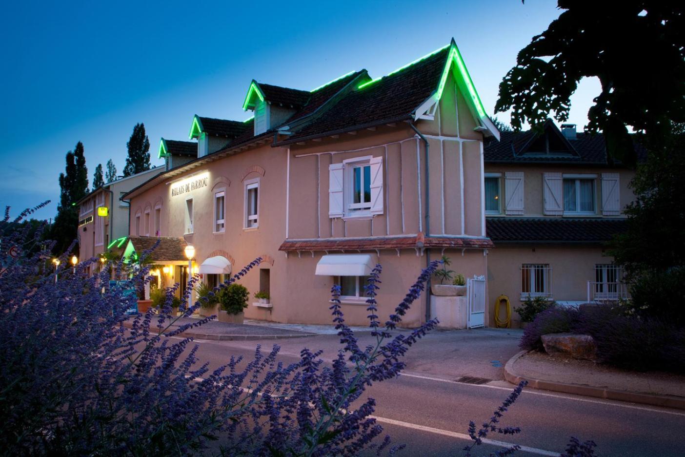 Logis Hotel - Restaurant - Spa - Le Relais De Farrou Villefranche-de-Rouergue Exterior photo